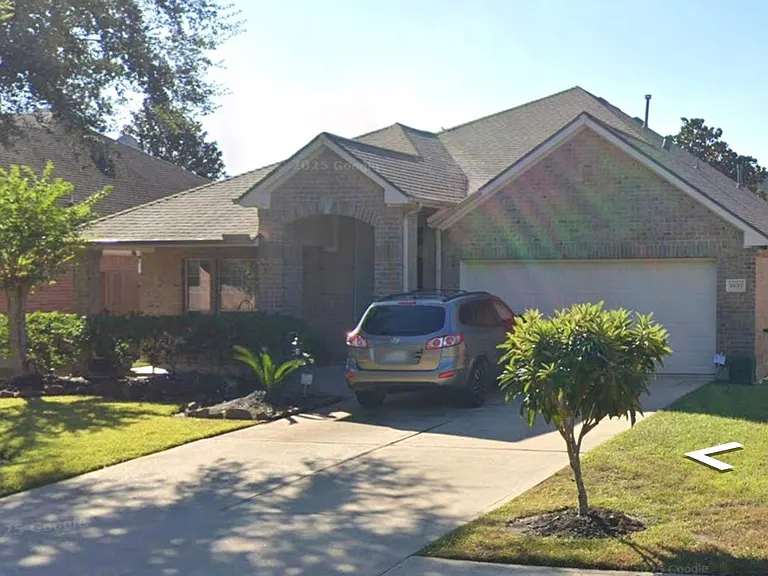 16011 Belleshire Glen Ln — Photo 1
