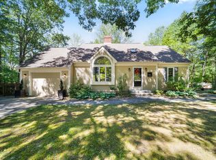 6 Lindsay Rd, Hooksett, NH 03106