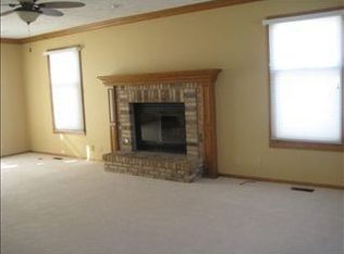 4866 S 167th Avenue Cir, Omaha, NE 68135