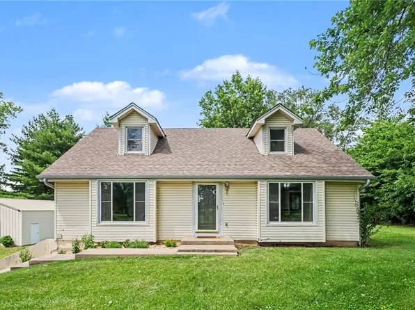 702 Howard Rd, Trimble, MO 64492