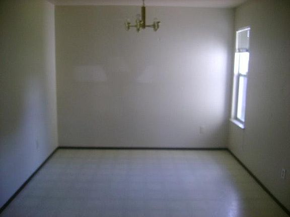 2nd image of 70 Saint Marie Cir