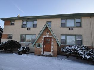 2501 119th St APT 1W, Blue Island, IL 60406