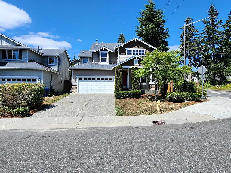 12956 NE 200th Pl — Photo 1