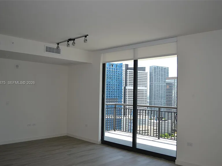 999 SW 1st Ave #3302 — Photo 5