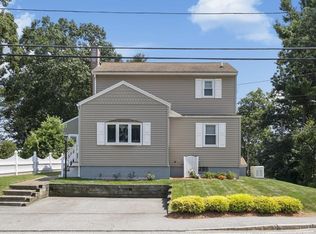 191 Lakeview Ave, Tyngsboro, MA 01879