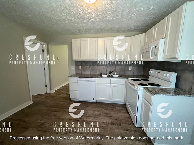 2nd Floor Spacious & Updated 1 Bed, 1 Bath Apartment — Photo 6