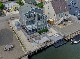 6 Compass Rd, Waretown, NJ 08758