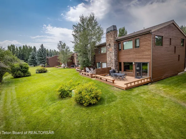 470 E Sagebrush Dr #4, Jackson, WY 83001