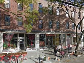 6 1/2 - 14 1/2 North Winooski Avenue