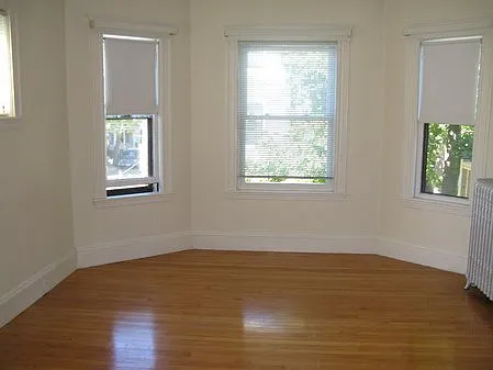 1 bed, 1.0 bath, $2,500 — Photo 2