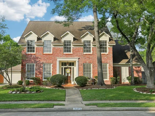 15323 Willow Shores Dr, Houston, TX 77062