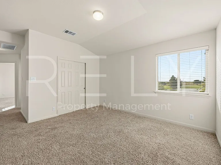 1405 Sunny Meadows Loop — Photo 31