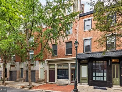 262 S 11th St, Philadelphia, PA, 19107