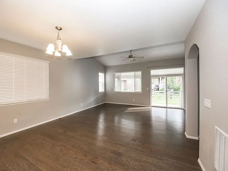 2121 Cutting Horse Dr — Photo 28