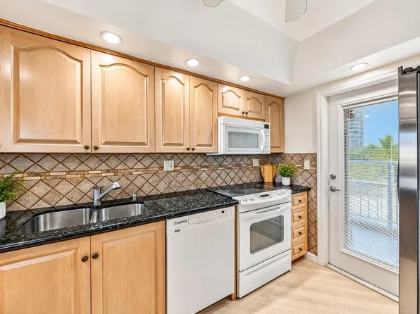 3180 NE 48TH Court #309, Lighthouse Point, FL 33064
