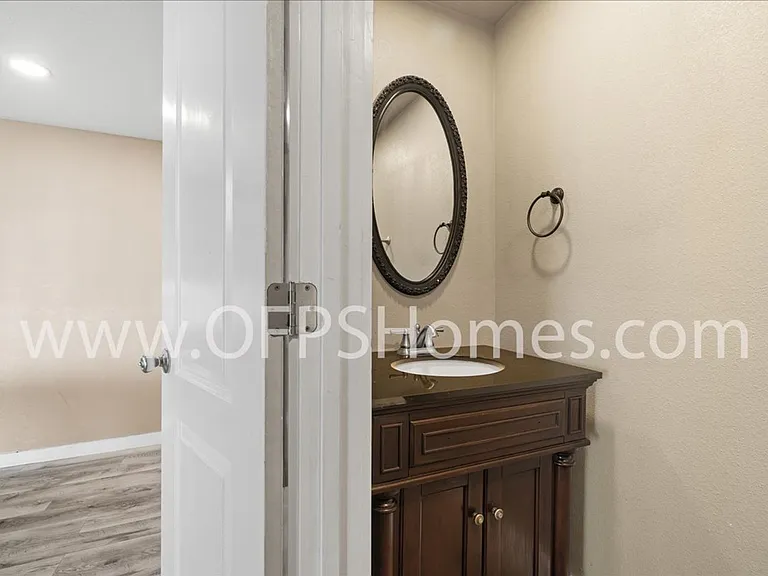 13885 Highway 20 — Photo 24