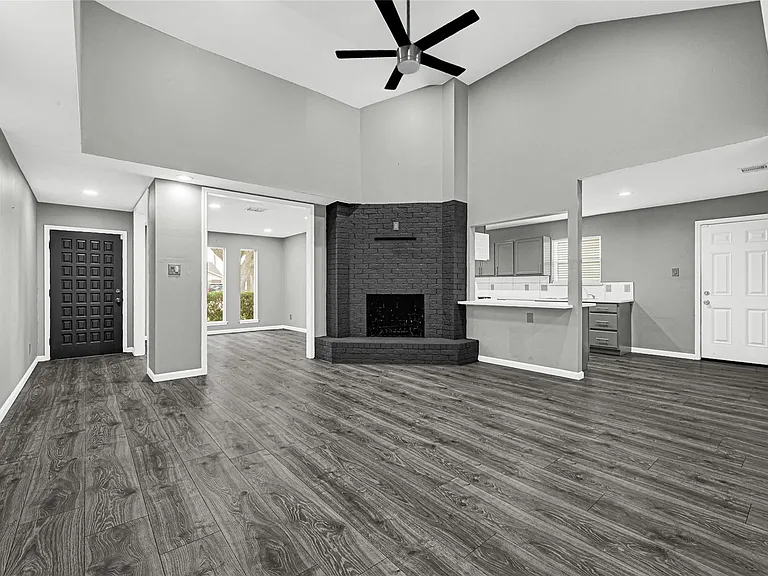 13003 Frank Ln — Photo 8