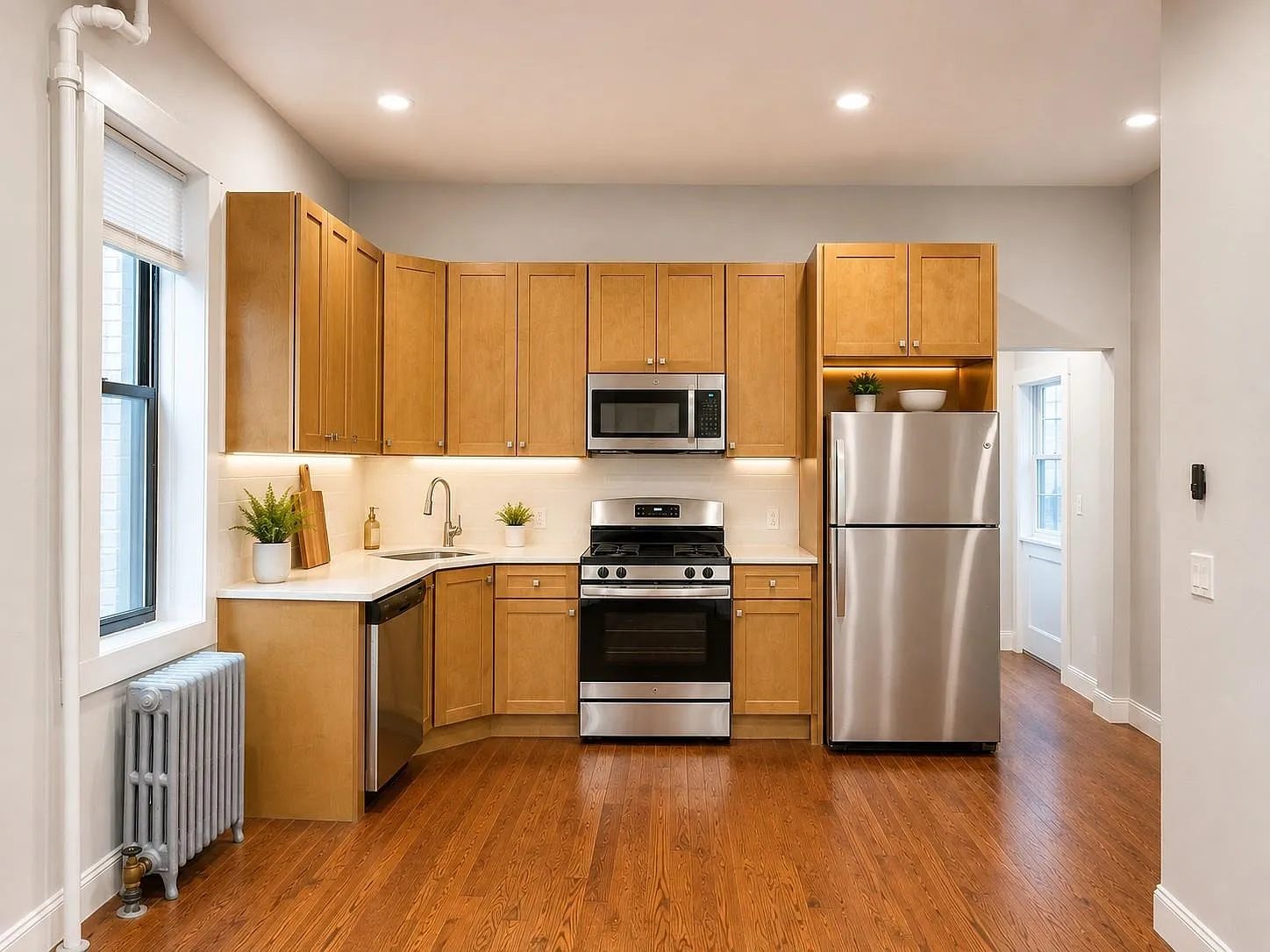 2 bed, 1.0 bath, $2,600 — Photo 1