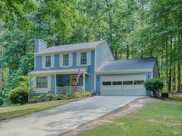 220 Winona Dr, Fayetteville, GA 30214