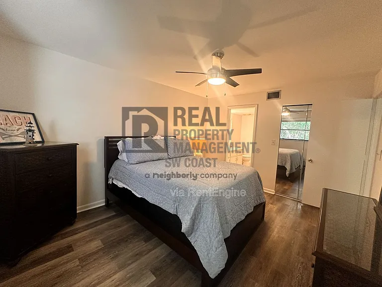 28100 Pine Haven Way #5 — Photo 16