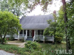 1408 Bowling Rd, Fuquay Varina, NC 27526