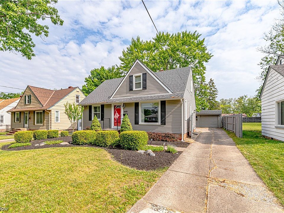 10820 Woodview Blvd, Parma Heights, OH 44130 Zillow