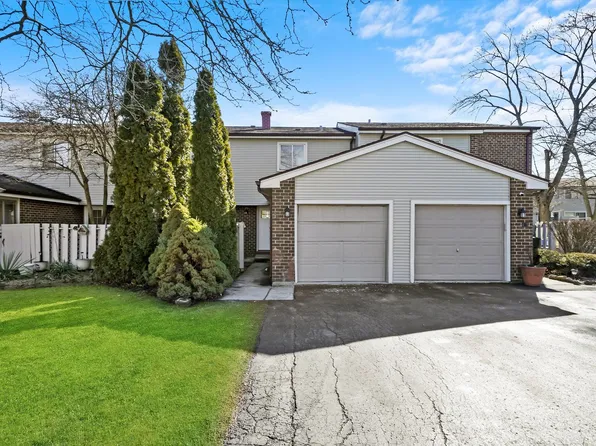 823 Greenbriar Ln, University Park, IL 60484