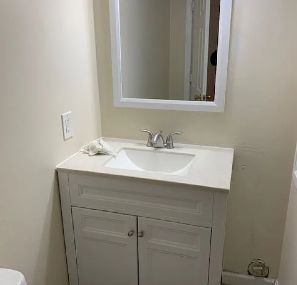 15 Forest Ave #1 — Photo 8