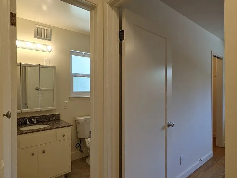 1429 MLK Jr Way — Photo 27