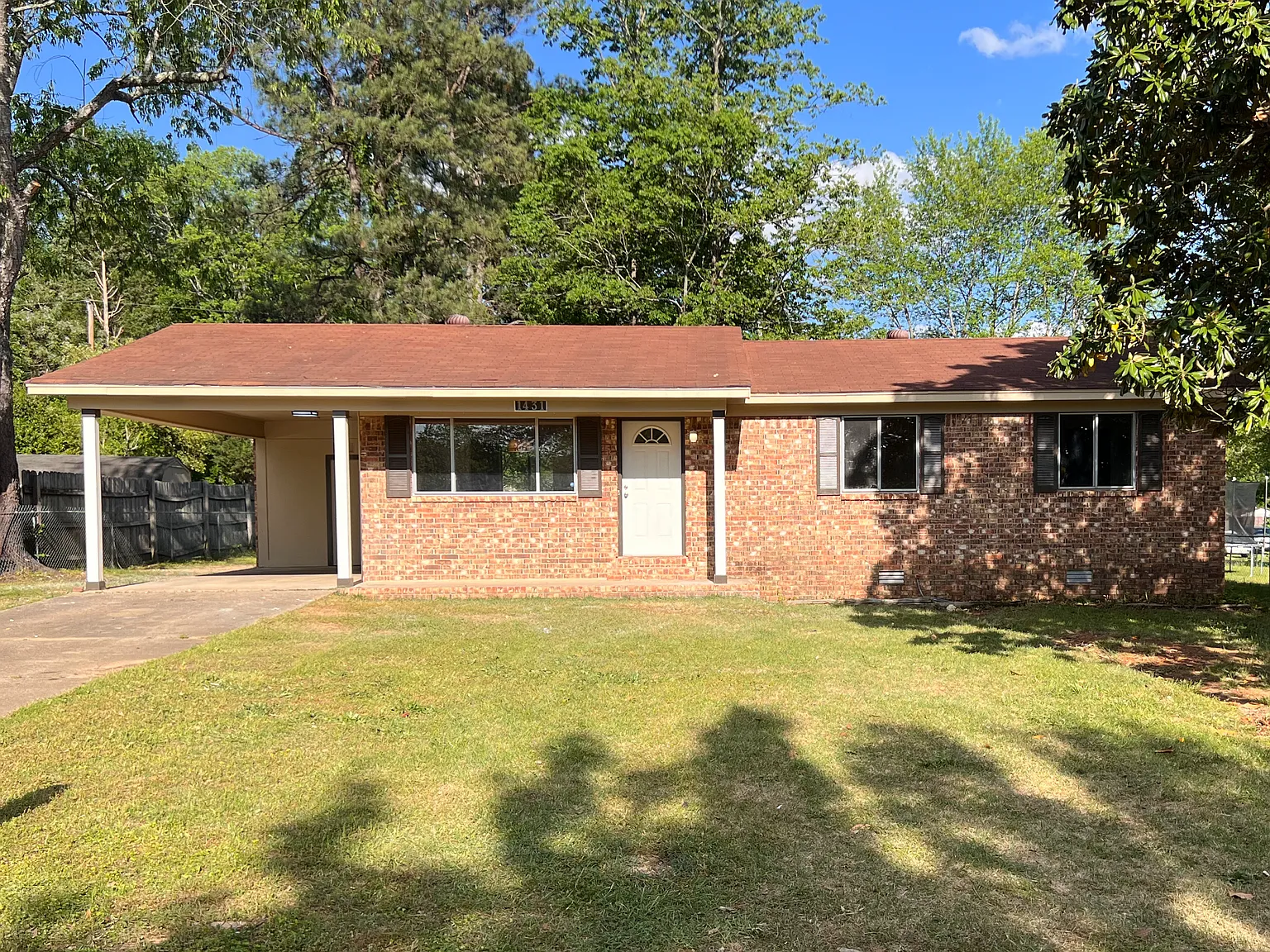 1431 Nottingham St — Photo 1