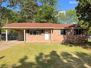 1431 Nottingham St, Malvern, AR 72104