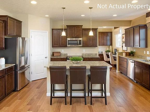 2nd image of 2652 Schoen Lake Dr