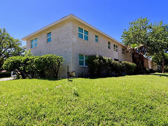 5th image of 3601 Murworth Dr APT 4