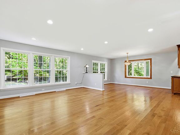 5th image of 1344 Fuhrman Rd
