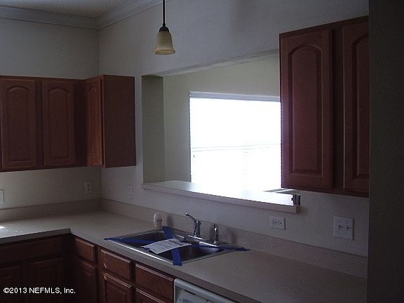 5th image of 1746 W FOREST LAKE Circle #1