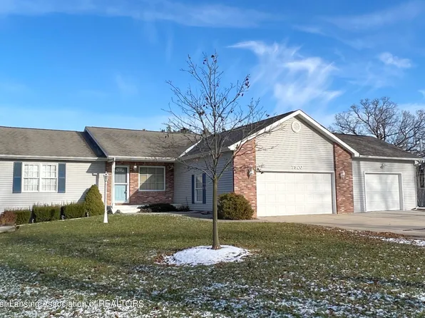 7920 Clark Rd, Grand Ledge, MI 48837