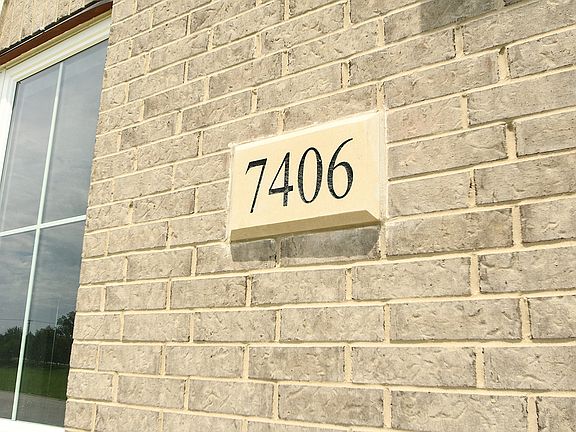 4th image of 7406 W Mayfield Dr