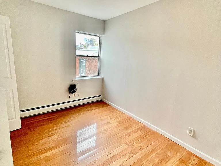1917 Spring Garden St #5 — Photo 7