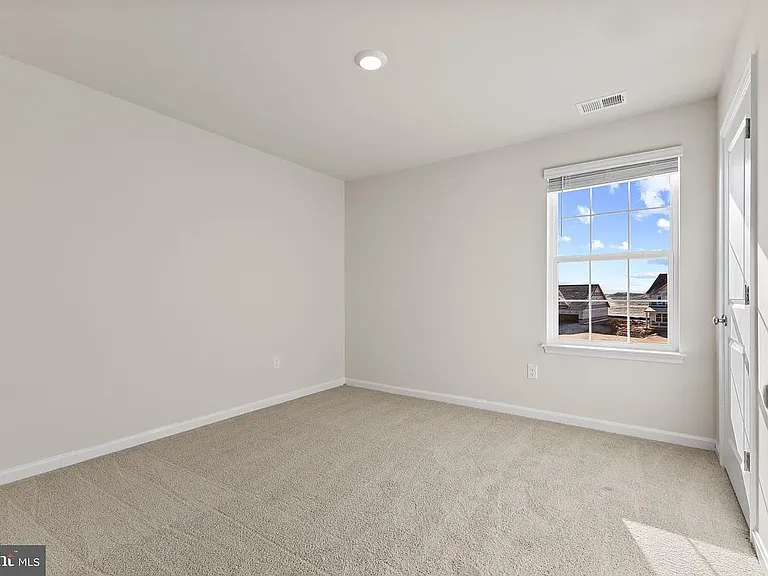 574 Atkinson St — Photo 21