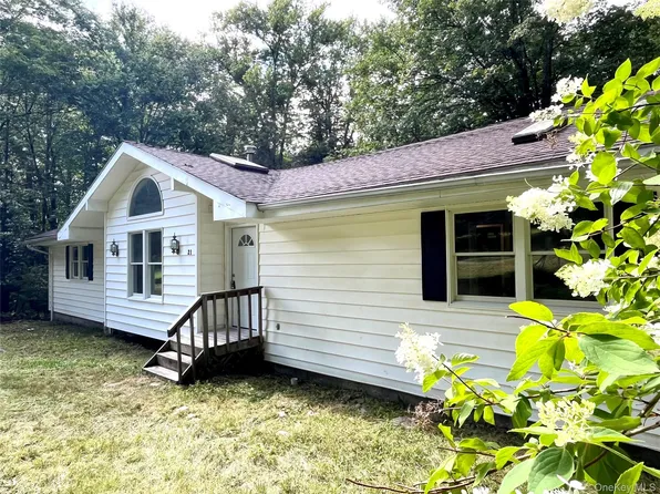 21 Browns Road, Livingston Manor, NY 12758