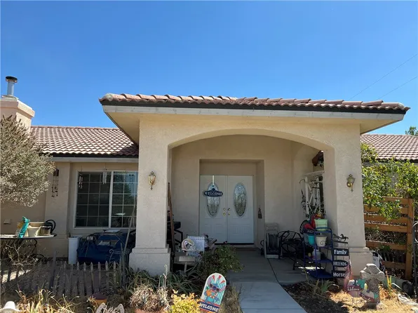 2825 Del Rosa Rd, Phelan, CA 92371