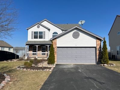 54 E Country Walk Dr, Round Lake Beach, IL, 60073
