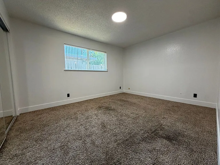 3614 S Port Dr — Photo 5