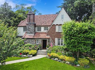 18 Glen Eagles Dr, Larchmont, NY 10538
