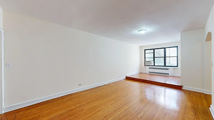 Rented by Bond New York | media 24