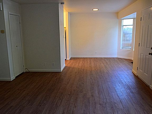 5th image of 170 Miller Ave #7