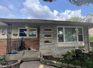 4130 N 100th St, Milwaukee, WI 53222