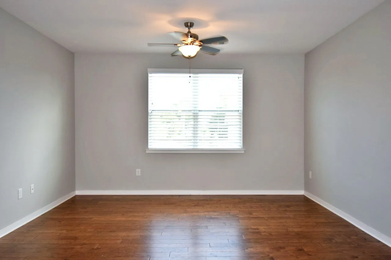 New modern 1BR/1BA condo in the hot Solo East development! W/dryer included, 8 mins. from downtow... — Photo 4