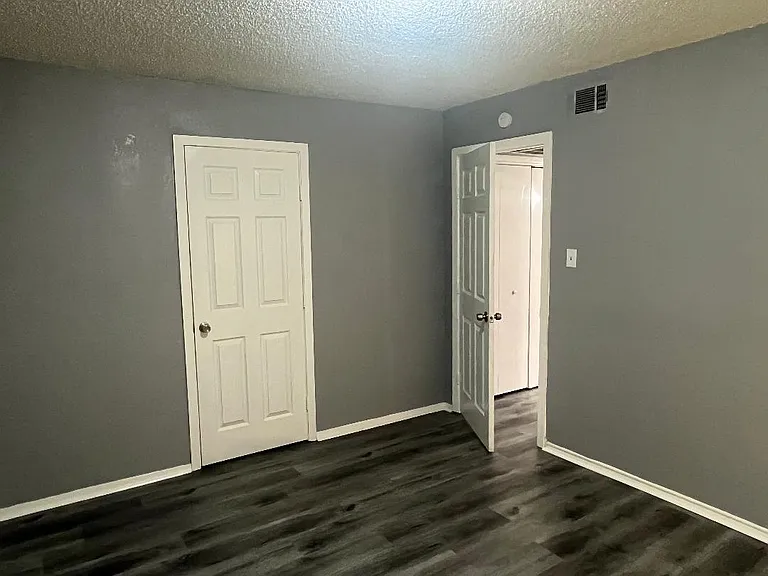 2611 San Sabastian Cir — Photo 4
