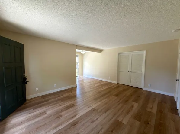 343 Streamwood, Irvine, CA 92620